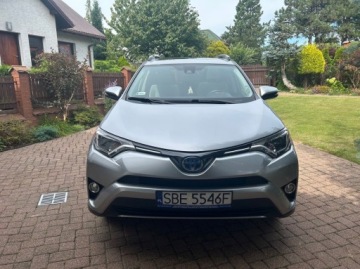 Toyota RAV4 IV MPV Facelifting 2.5 Hybrid 197KM 2017 Toyota Rav 4 Hybrid AWD-i 2.5 197KM 4x4 2017r bezwypadkowy