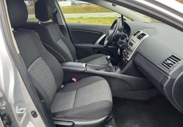Toyota Avensis III Wagon Facelifting 2015 1.6 Valvematic 132KM 2016 Toyota Avensis 1,6 Benz. 132 KM, Zadbany 1.6 Benzyna 132KM, zdjęcie 11