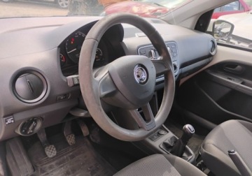 Skoda Citigo Hatchback 5d 1.0 60KM 2017 Skoda Citigo I rej 2018r, 1.0 LPG. Uszkodzony lewy tyl. Jezdzi. 60KM, zdjęcie 5