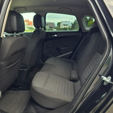 Opel Astra J GTC 1.4 100KM 2013 Opel Astra J 1.4 100KM Selection Manual, zdjęcie 26