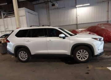 Toyota 2024 Toyota Grand Highlander 2024r., Lander Xle, 2.4L, od ubezpieczalni 2.4, zdjęcie 8