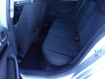 Volkswagen Golf VI Variant 1.6 TDI-CR DPF BlueMotion 105KM 2010 Volkswagen Golf Automat Bluemotion, zdjęcie 8