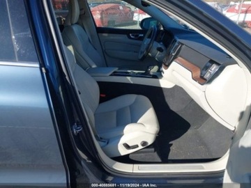 Volvo XC60 II 2021 Volvo XC 60 2021r., T5 MOMENTUM, od ubezpieczalni 2.0 Benzyna 250KM, zdjęcie 8