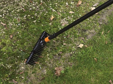 Скарификатор FISKARS Skareator QuikFit 1000655