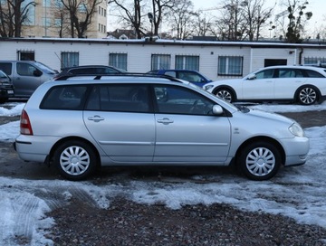 Toyota Corolla IX (E12) Kombi 2.0 D-4D 90KM 2004 Toyota Corolla 2.0 D-4D, Salon Polska, HAK, Klima, zdjęcie 5