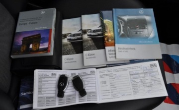 Mercedes Klasa C W204 Kombi T204 1.8 180 CGI BlueEFFICIENCY 156KM 2010 Mercedes-Benz Klasa C 180 CGI Avangarde Automat Benzyna 1.8 Benzyna 156KM, zdjęcie 34