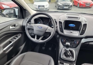 Ford Kuga II SUV Facelifting 1.5 EcoBoost 150KM 2017 Ford Kuga 1,5 150 KM Tytanium Navi PDC Kamera Pano Stan Niemiec 1.5, zdjęcie 8