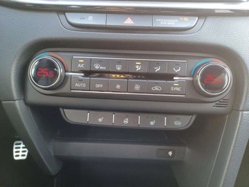 Kia Proceed Shooting Brake Facelifting 1.5 T-GDI 160KM 2023 Kia ProCeed Salon PL 1,5T GDI GT-Line TECAEB 1.5 Benzyna 160KM, zdjęcie 12