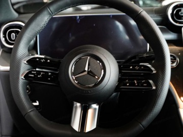 Mercedes GLC C254/X254 Coupe 2.0 220d 197KM 2026 GLC Coupe 220 d 4-Matic AMG Line 2.0 (197KM) 2026, zdjęcie 9