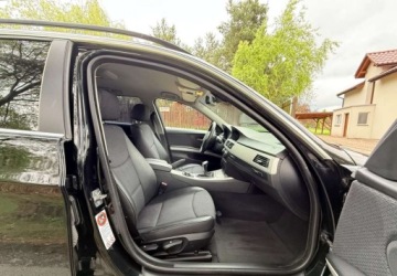 BMW Seria 3 E90-91-92-93 Touring E91 3.0 330d 245KM 2009 BMW Seria 3 BMW Seria 3 330d 3.0 Diesel 245KM, zdjęcie 24