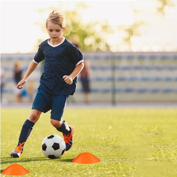 НАБОР ТРЕНИРОВОЧНЫХ КОНУСОВ ИЗ 15 ПЛАСТИН ФУТБОЛЬНЫЕ ТРЕНИРОВОЧНЫЕ КОНУСЫ