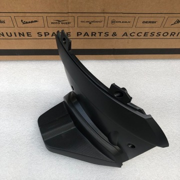 Piaggio Typhoon Aprilia SR SportCit podnóżek prawy