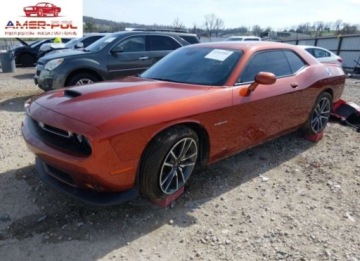 Dodge Challenger III 2022 Dodge Challenger RT 2022 5.7 Benzyna 372KM