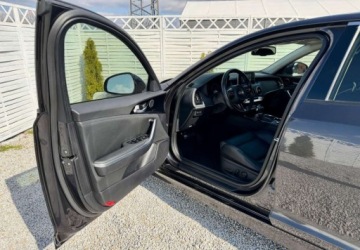 Kia Stinger Liftback 2.0 T-GDi 245KM 2019 Kia Stinger Kia Stinger 2.0 T-GDI OPF GT Line 2.0 Benzyna 245KM, zdjęcie 32