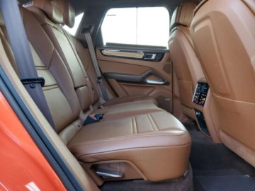 Porsche Cayenne III 2020 Porsche Cayenne 2020r., Turbo S E-Hybrid, od ubezpieczalni 4.0 Benzyna, zdjęcie 10