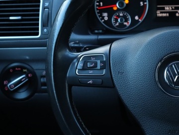 Volkswagen Touran II 1.6 TDI 105KM 2012 VW Touran 1.6 TDI, DSG, 7 miejsc, Skóra, Klima, zdjęcie 18