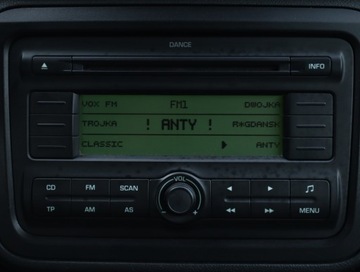 Skoda Fabia II Hatchback 1.6 i 16V 105KM 2009 Skoda Fabia 1.6 16V, Klima, Klimatronic, Tempomat, zdjęcie 15