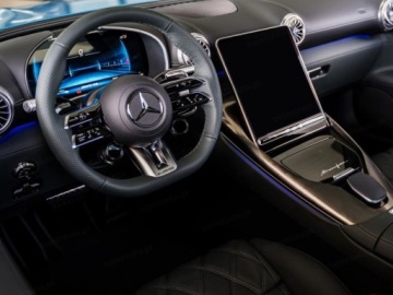 Mercedes AMG GT C192 2025 MERCEDES-BENZ AMG GT 43 Coupe 2.0 (421KM) 2025, zdjęcie 4