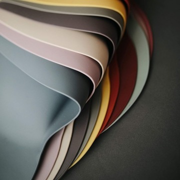 Регулируемый силиконовый нагрудник MUSHIE Dave Grey