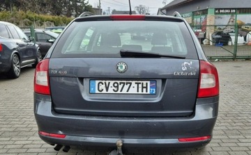Skoda Octavia II Kombi 1.6 TDI CR DPF 105KM 2011 Skoda Octavia lifting 1.6 TDI 105KM 4x4 Klimatronic 6 biegow Alufelgi 1.6, zdjęcie 7