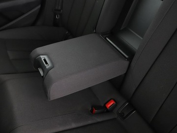 Audi A4 B9 Avant 2.0 TFSI ultra 190KM 2017 Audi A4 2.0 TFSI Automat Sport Ultra S-line, zdjęcie 38