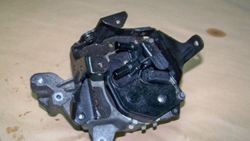 Ford Fiesta MK7 11r 1.6 TDCi obudowa podstawa filtra paliwa