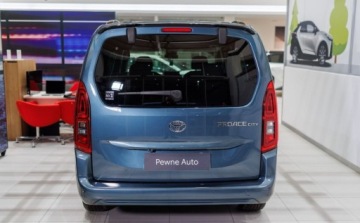 Toyota 2024 Toyota Proace City City Verso Long 1.5 D-4D Family aut 1.5 Diesel 130KM, zdjęcie 4