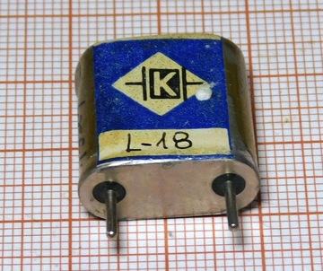 Кварцевый резонатор 1000кГц (1МГц)[1000]мет