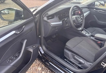 Skoda Octavia IV Scout 1.5 TSI ACT 150KM 2024 Skoda Octavia 1.5TSI 150KM przeb.2500km MATRIX zadbana 1.5 Benzyna 150KM, zdjęcie 5