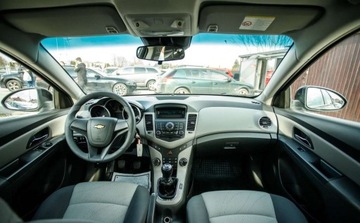 Chevrolet Cruze 2011 Chevrolet Cruze 1.6 benzyna 113KM sedan klimatyzacja hamulce i opony bdb, zdjęcie 25