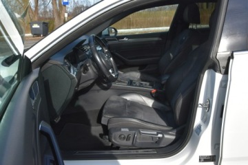 Volkswagen Arteon Fastback 2.0 TDI 150KM 2019 Volkswagen Arteon R-line 2.0TDi DSG 2019r. FullLED, zdjęcie 16