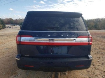 Lincoln Navigator III 2018 Lincoln Navigator 2018, 3.5L, 4x4, RESERVE, od ubezpieczalni 3.5 Benzyna, zdjęcie 4