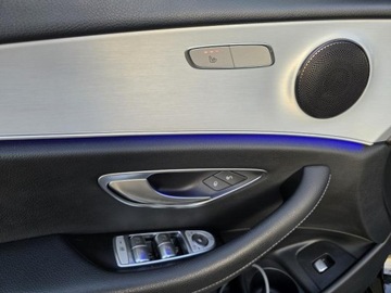 Mercedes Klasa E W213 Coupe Facelifting 2.0 E220d 194KM 2023 MERCEDES Salon PL, Serwisowany, E220D, 4-MATIC, Avantgarde, Bezwypadkowy, zdjęcie 7