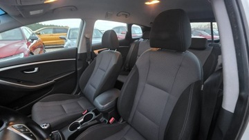 Hyundai i30 II Wagon Facelifting 1.6 CRDi 136KM 2015 Hyundai i30 ledy super stan, zdjęcie 15