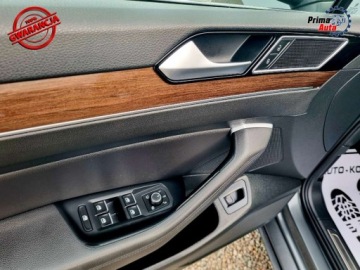 Volkswagen Passat B8 Variant 2.0 TDI 150KM 2015 Volkswagen Passat HIGHLINE 2.0 TDI 150KM DSG- Navigacja, masaze, idealny,, zdjęcie 17