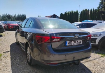 Toyota Avensis III Sedan Facelifting 2015 1.6 Valvematic 132KM 2016 Toyota Avensis I rej 2017r, SALON POLSKA. 1.6 LPG. Uszkodzony prawy bok. J, zdjęcie 2
