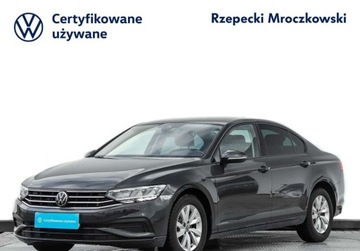 Volkswagen Passat B8 Limousine Facelifting 1.5 TSI EVO 150KM 2021 Volkswagen Passat 1.5 TSI 150KM Essence Czujniki Parkowania Podgrzewane Fo