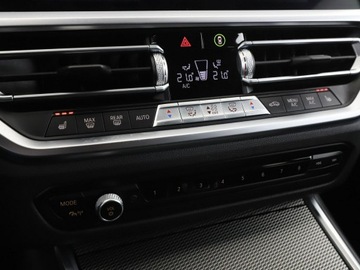 BMW Seria 3 G20-G21 2021 BMW 330 Fv23 330e xDrive MSport Navi Tempomat, zdjęcie 28