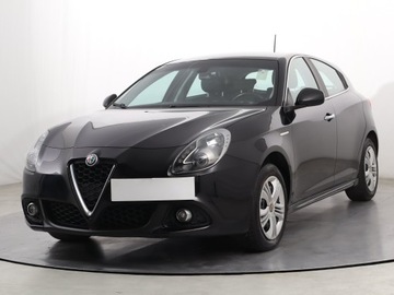 Alfa Romeo Giulietta Nuova II Hatchback 5d Facelifting 1.4 TB 16v 120KM 2016 Alfa Romeo Giulietta 1.4 T, Salon Polska, Klima, zdjęcie 1