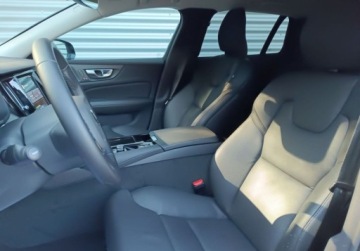 Volvo V60 II  2024 Volvo V60 2.0 398KM T6 AWD Plug-in Hybrid BLIS Kamera360 HarmanKardon ASO, zdjęcie 27