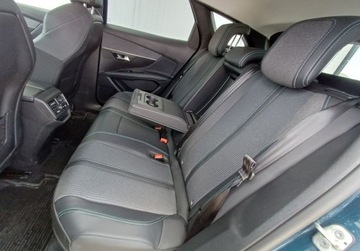 Peugeot 3008 II Plug-In Hybrid Facelifting 1.6 HYBRID 225KM 2021 Peugeot 3008 149 1.6 PureTech Hybrid PHEV Allure 225 KM I wl. FV23, zdjęcie 32