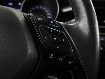 Toyota C-HR I Crossover Facelifting 2.0 Hybrid Dynamic Force 184KM 2020 Toyota C-HR 184KM kamera grzane fotele ACC, zdjęcie 28