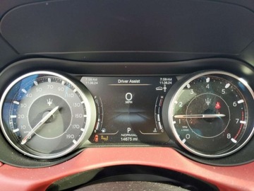 Maserati Levante 2022 Maserati Levante Base 2022 3.0l 3.0 Benzyna 345KM, zdjęcie 9