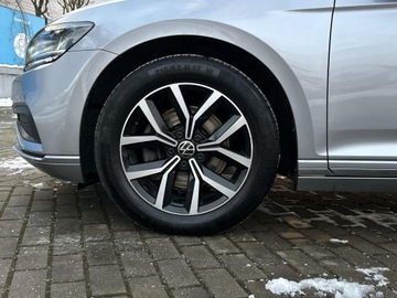 Volkswagen Passat B8 Variant Facelifting 1.5 TSI EVO 150KM 2021 Volkswagen Passat Podgrzewane fotele | APP | Tempo, zdjęcie 29