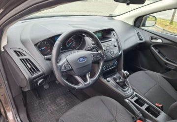 Ford Focus III Sedan Facelifting 1.6 Ti-VCT 105KM 2017 Ford Focus Kupiony w Polsce - benzyna - 1,6 - 105 KM 1.6 Benzyna 105KM, zdjęcie 18