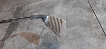 Sand Wedge Pro - клюшка для гольфа Tech Charger X4