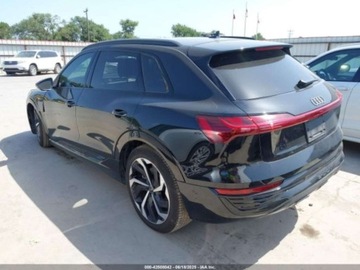 Audi Q8 2024 Audi Q8 E-Tron Prestige Quattro 2024 Elektryczny 402KM, zdjęcie 3