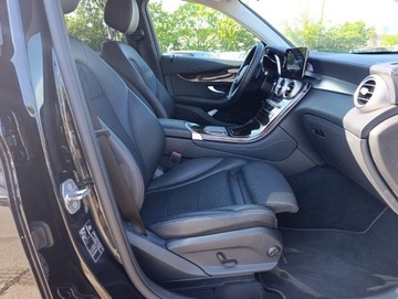 Mercedes GLC C253 2020 GLC 200 4Matic, Salon Polska, Bezwypadkowy, pakiet AMG, Exclusive Premium,, zdjęcie 5