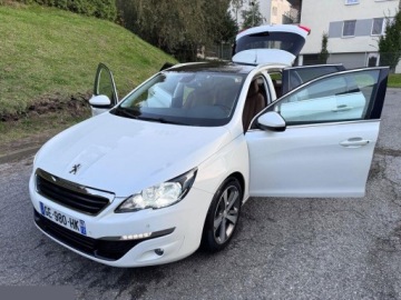 Peugeot 308 II SW 1.6 BlueHDi 120KM 2015 Peugeot 308 1.6 BlueHDi 120 Stop &amp; Start Allure 2015r, zdjęcie 3