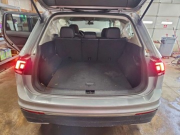 Volkswagen Tiguan II SUV 2.0 TSI 190KM 2020 Volkswagen Tiguan 2020 VOLKSWAGEN TIGUAN SE 2.0 Benzyna 190KM, zdjęcie 5